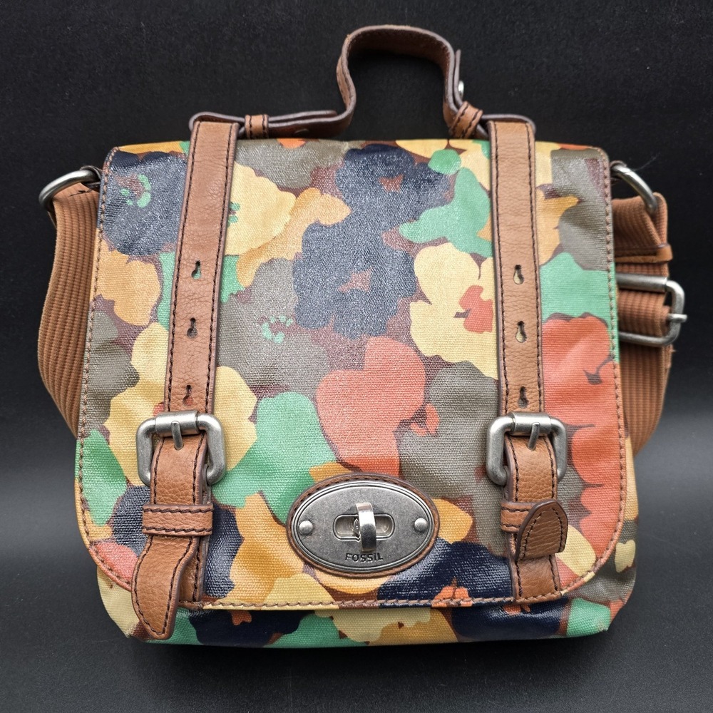 Fossil Key Per Vintage Coated Canvas Floral Print Crossbody Bag Purse Camo